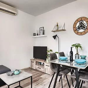 https://apartment-joelle.pula-hotels.org