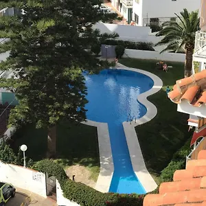 Centrally Located And Comfortable In 4b Apartamento Nerja